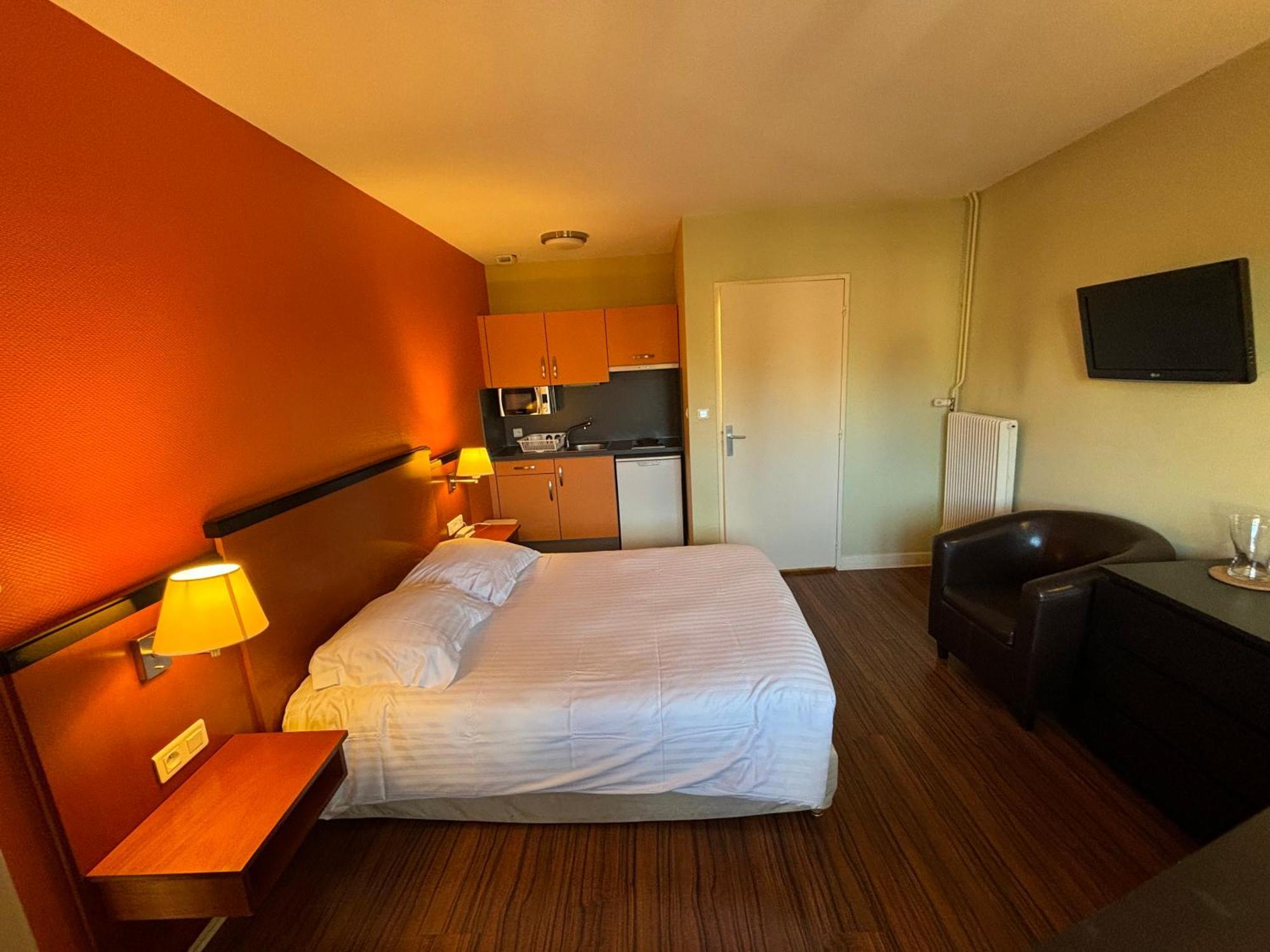 Garden & Ex Le Metropole Et Les Thermes 3*